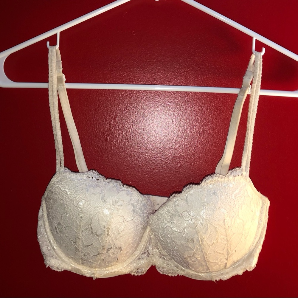 white lace VS push up bra